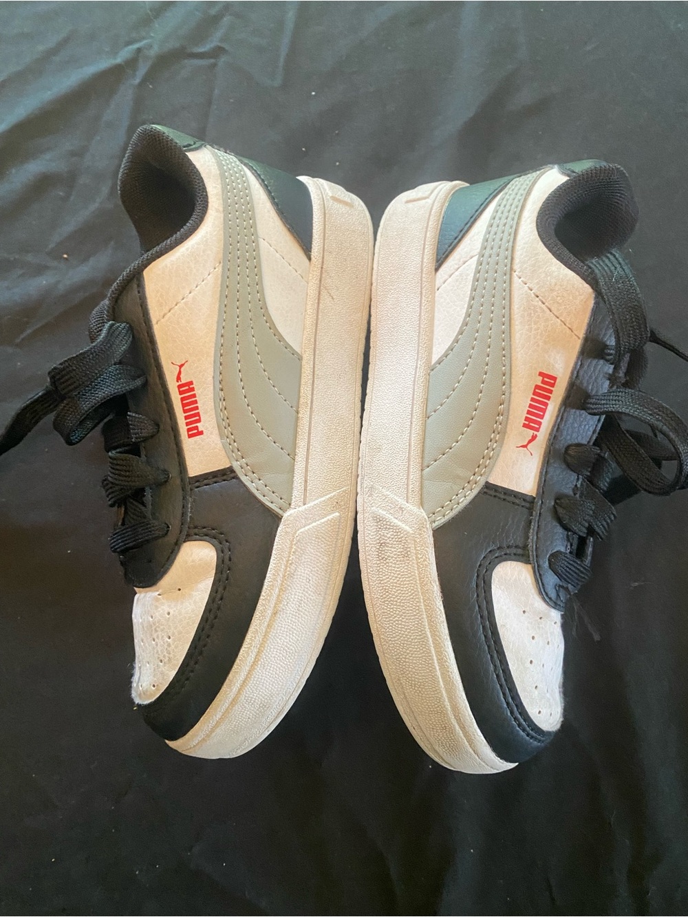 Puma Kids Black, White & Gray Low-Top Sneakers with Red Logo